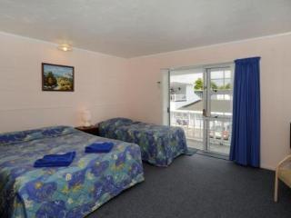 Golden Glow Motel