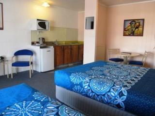 Motel Golden Glow 4*